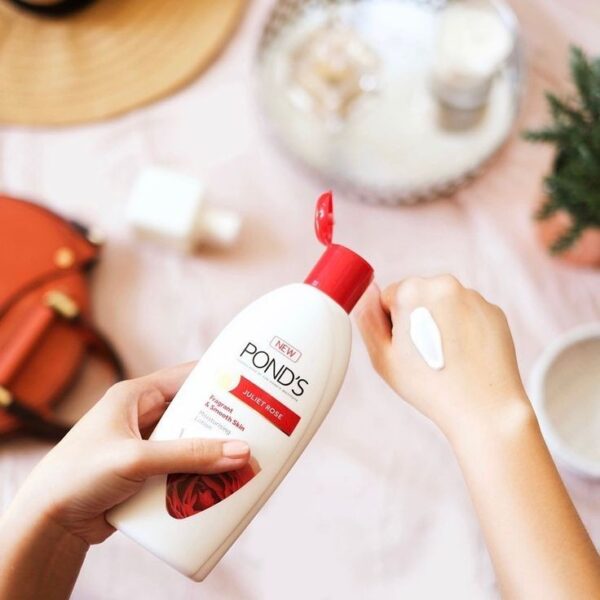 Pond's - Julet Rose Moisturising Lotion